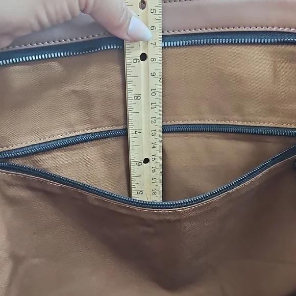 Ted Baker Tan Weekend Bag with Black Accents - Picture 11 of 13